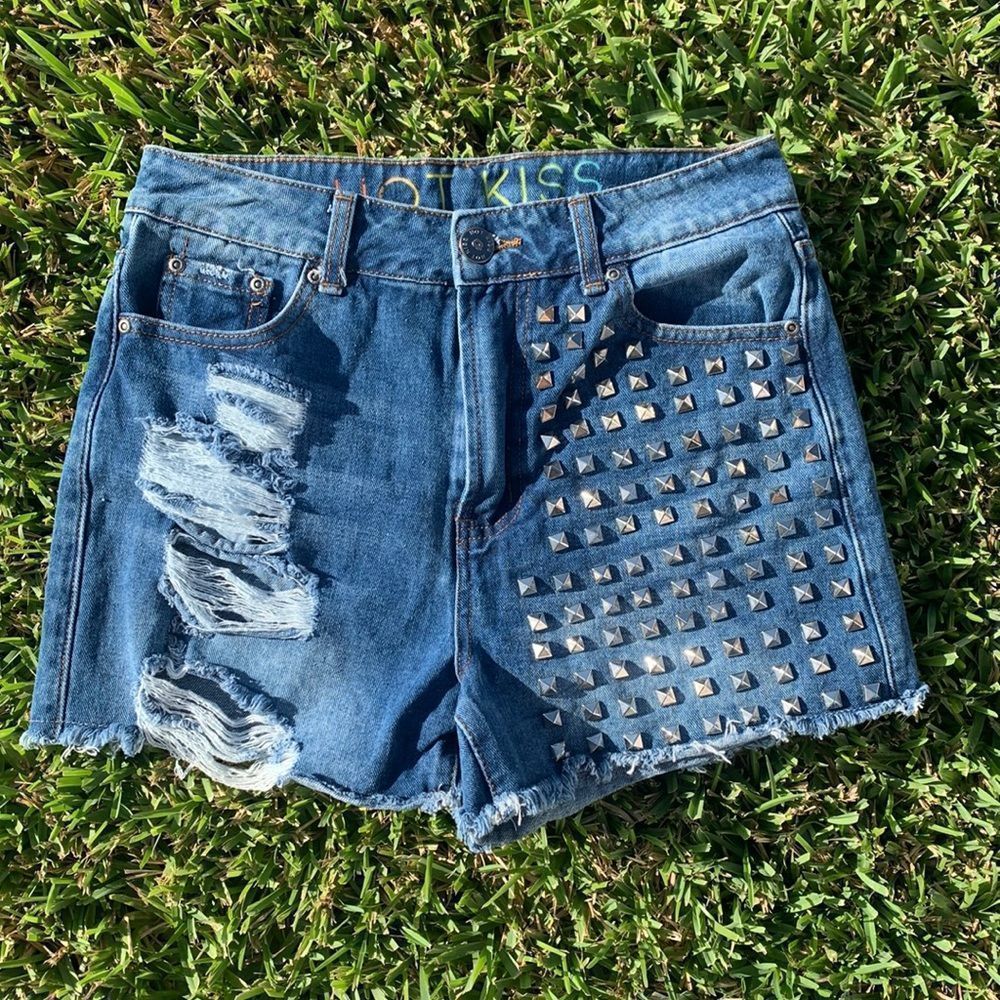 [HOT KISS] Y2K Studded High Waisted Jean Shorts - Size 5